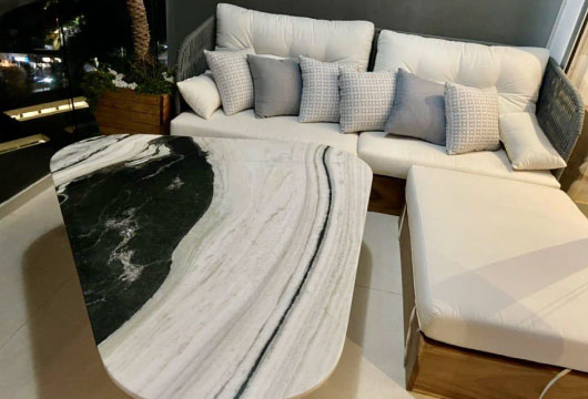 Mesas de Mármol y Piedra Natural